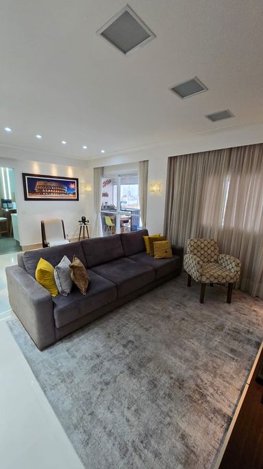 Sala de estar com acesso a varanda gourmet