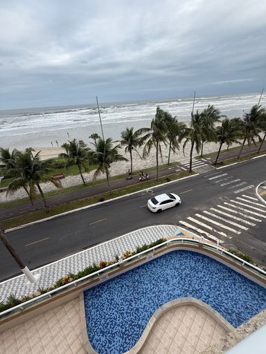 piscina adulto e infantil com vista mar espetacular