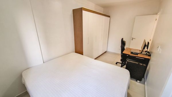 ampla suíte 1, arejada e bem iluminada