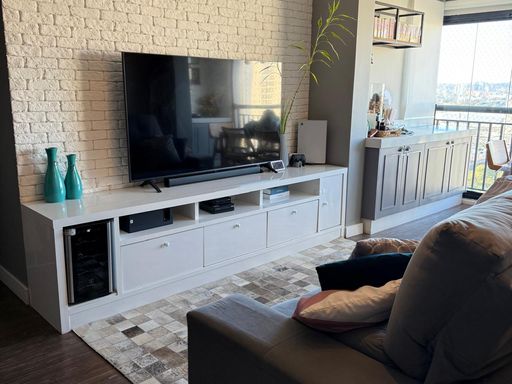 sala ampla 2 ambientes com acesso a varanda envidraçada