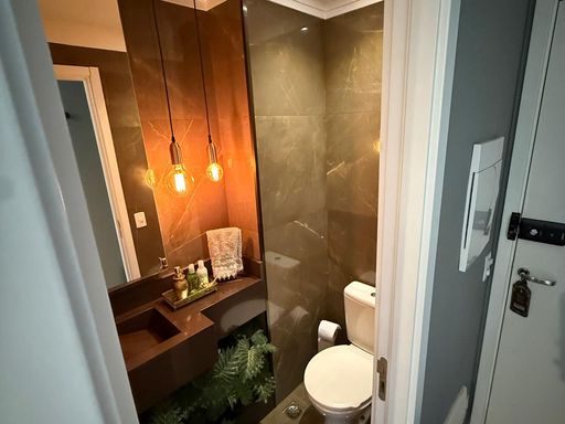 lavabo em total requinte com iluminação impecável