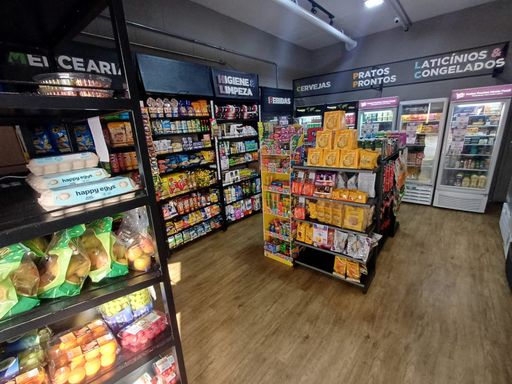 mini market