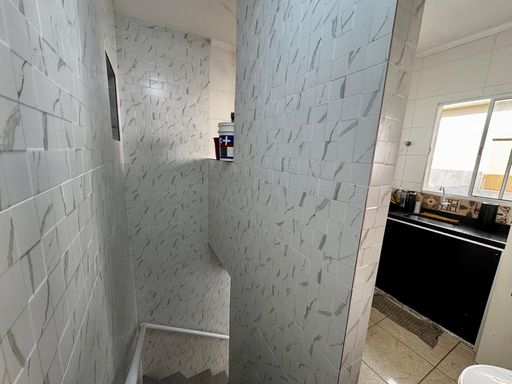 escada de acesso a entrada principal