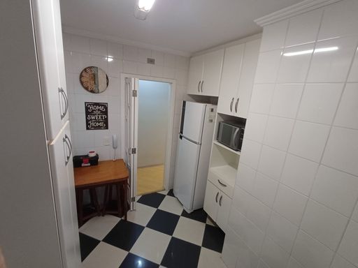 cozinha planejada clean completa em total requinte com porta camarão