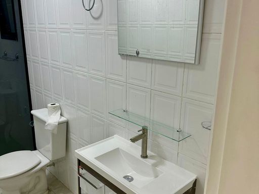 banheiro social com box blindex