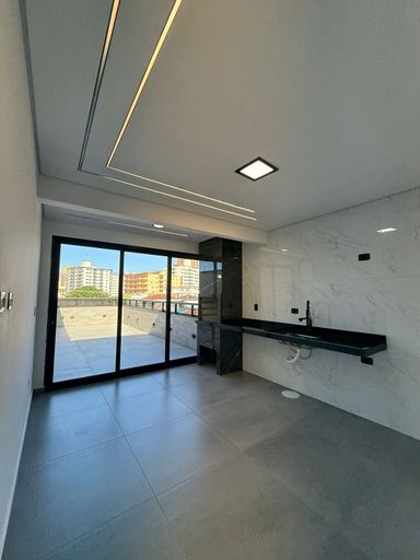 espaço gourmet com ampla varanda com vista livre privilegiada em porcelanato e iluminação impecável em LED