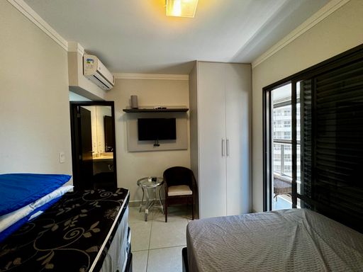 suíte 1 com acesso a varanda