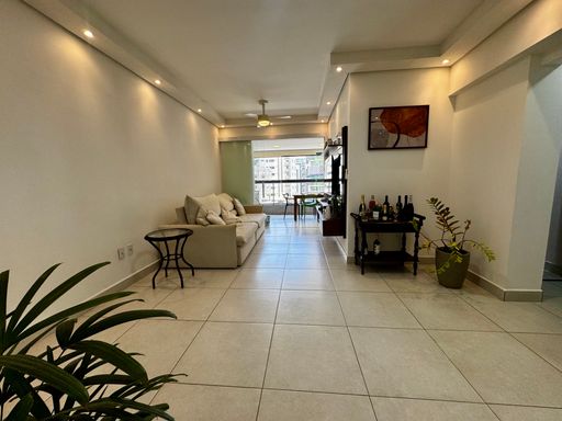 sala ampla 2 ambientes semi integrada a cozinha com acesso a varanda