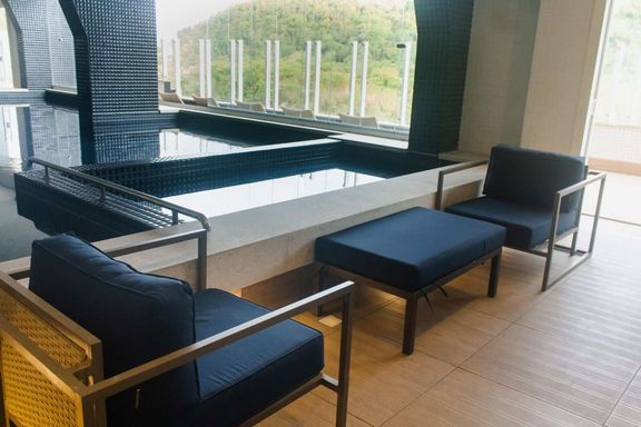 piscina climatizada e coberta