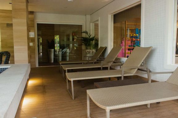 área de piscina interna