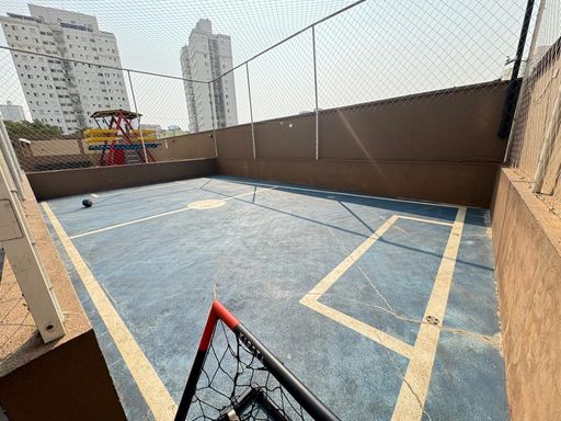 quadra poliesportiva