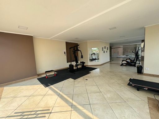 ampla academia arejada