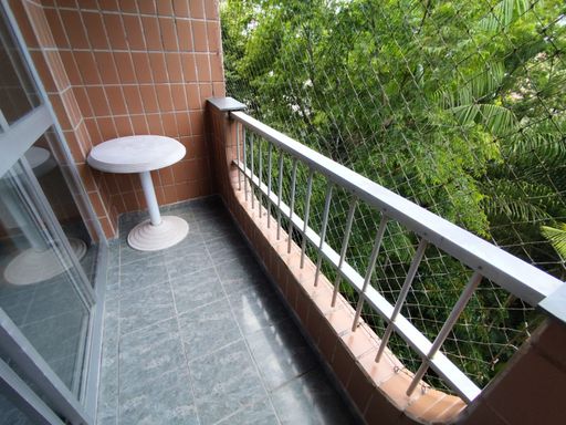 Sacada com vista para vegetação