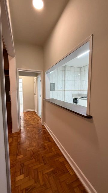 Corredor Apartamento na Avenida Prestes Maia