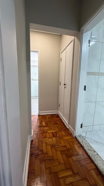 Corredor Apartamento na Avenida Prestes Maia