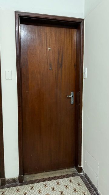 Porta de entrada Apartamento na Avenida Prestes Maia