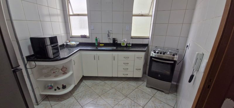 Cozinha com armários