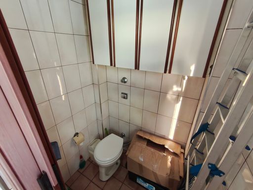 BANHEIRO DE SERVIÇO