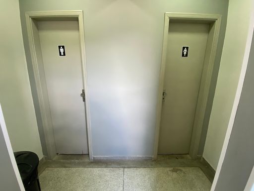 Banheiro do salão de festas