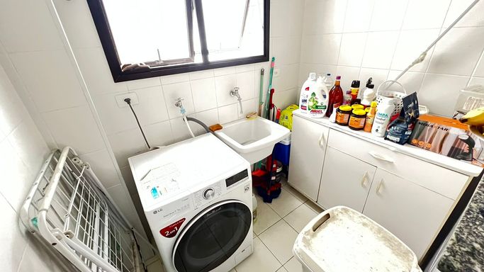ÁREA DE SERVIÇO