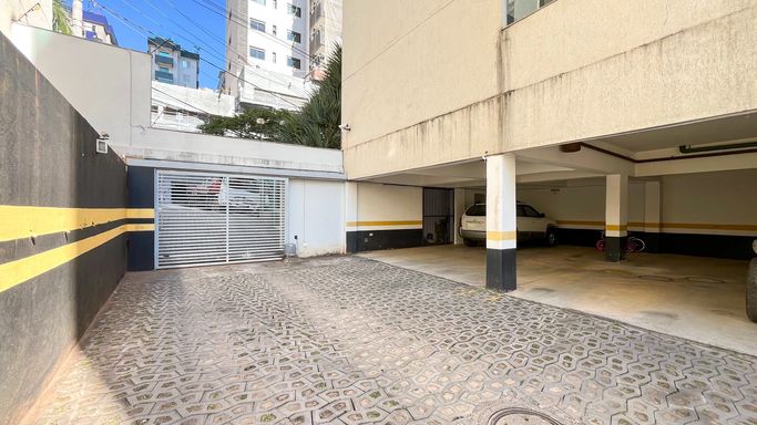 GARAGEM