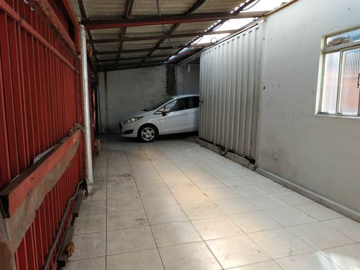 GARAGEM COBERTA