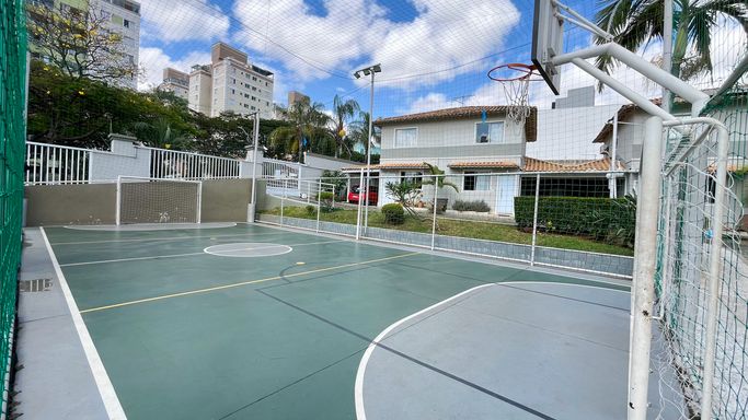 QUADRA POLIESPORTIVA