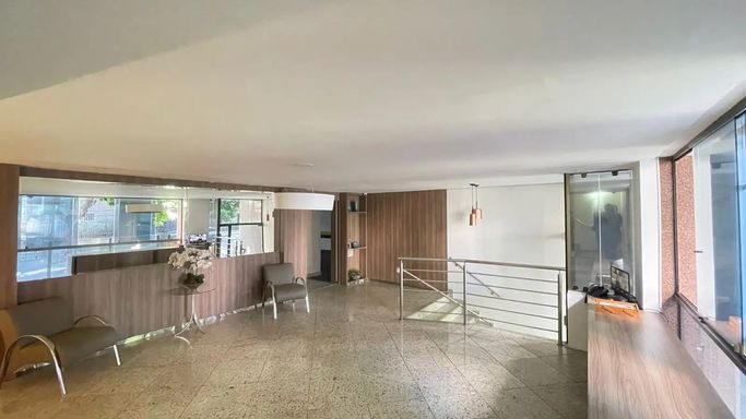 HALL SOCIAL