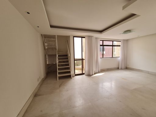 Sala no 1° piso