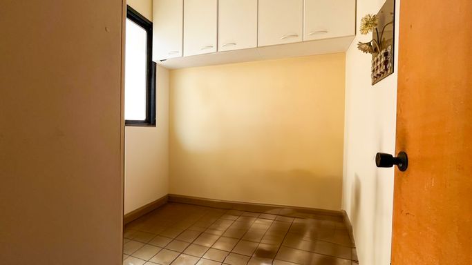 QUARTO DE SERVIÇO