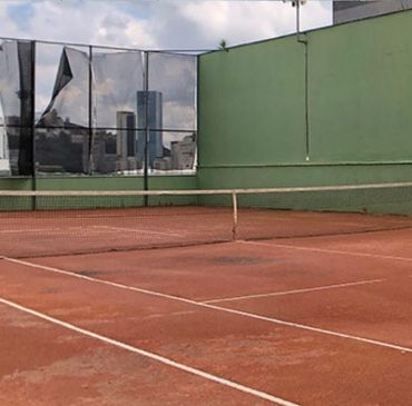QUADRA DE TENIS DE SAIBRO