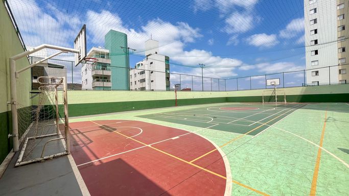 QUADRA POLIESPORTIVA