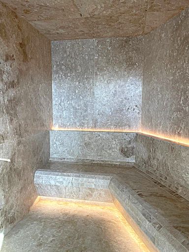 SAUNA
FOTO REAL