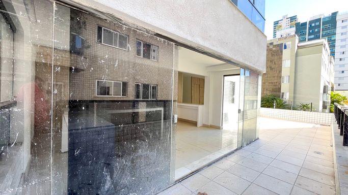 ÁREA PRIVATIVA