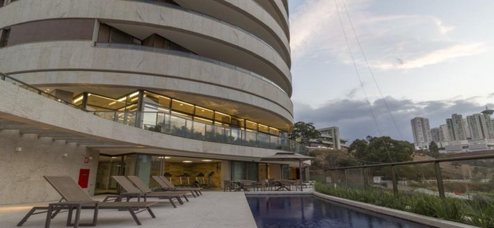 PISCINA ADULTO E INFANTIL