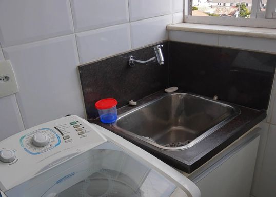 ÁREA DE SERVIÇO
