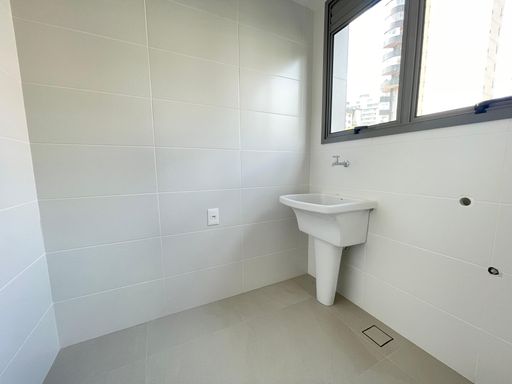 ÁREA DE SERVIÇO