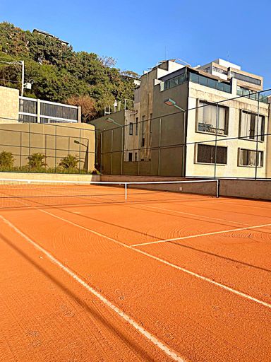 QUADRA DE TENIS DE SAIBRO
FOTO REAL