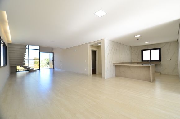 SALA DO ANDAR TÉRREO