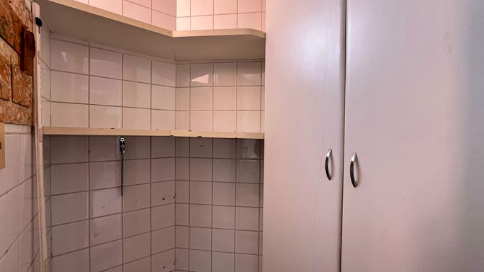 QUARTO DE SERVIÇO