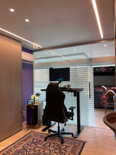 QUARTO/ ESCRITÓRIO