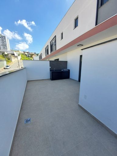 ÁREA PRIVATIVA EXTERNA