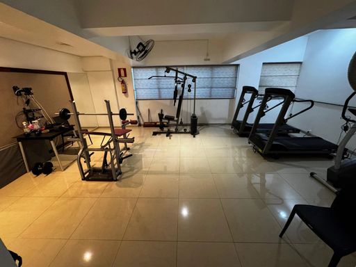 Espaço fitness do prédio