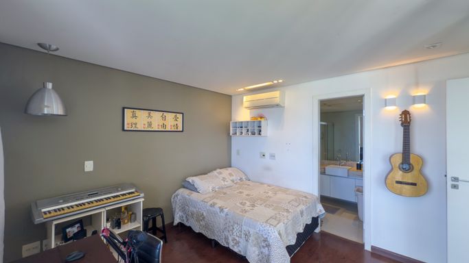 QUARTO