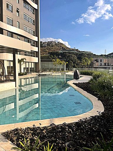 Piscina com Prainha
FOTO REAL