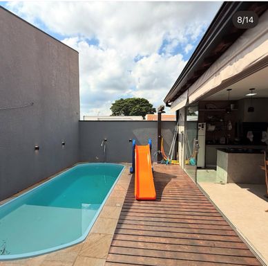 quintal/piscina com aquecimento solar