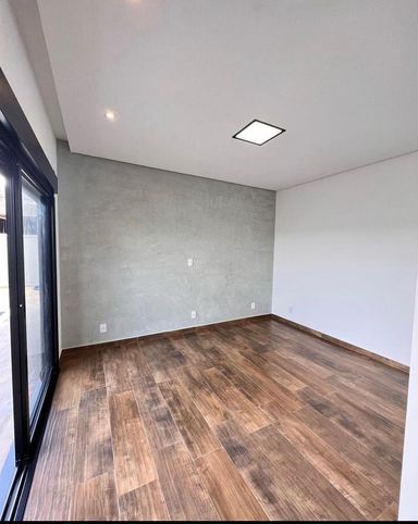 SUITE 1