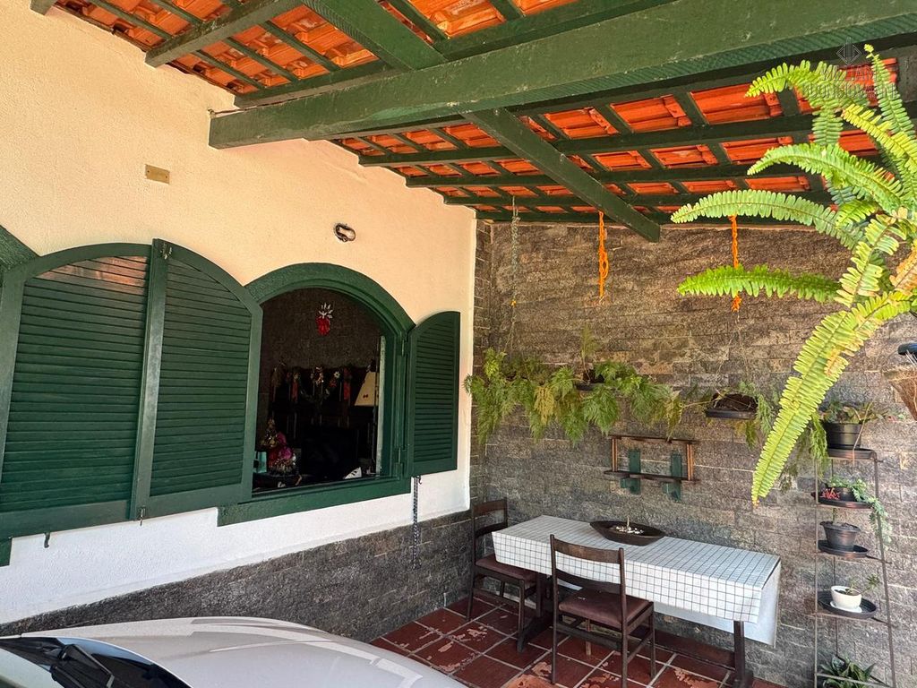Casa, 3 quartos, 156 m² - Foto 1
