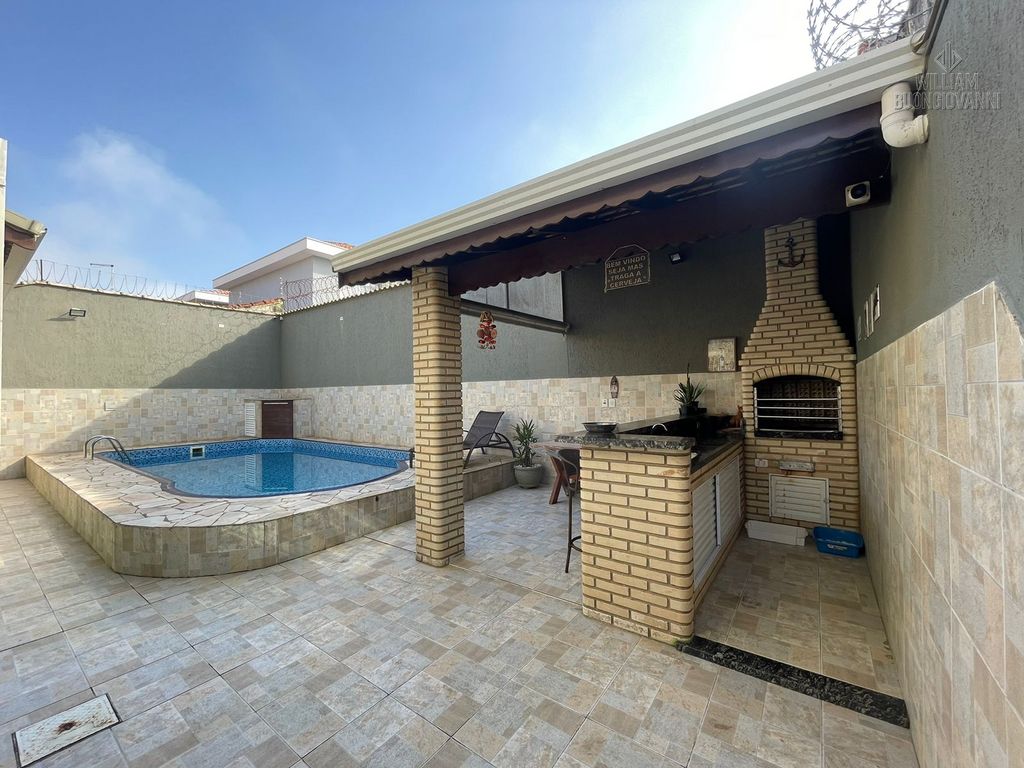 Casa, 4 quartos, 250 m² - Foto 1