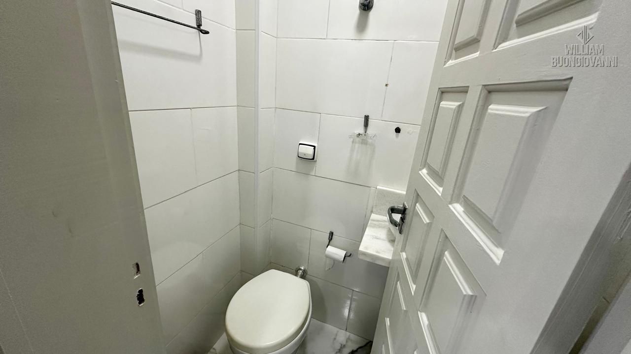 Apartamento, 3 quartos, 220 m² - Foto 2